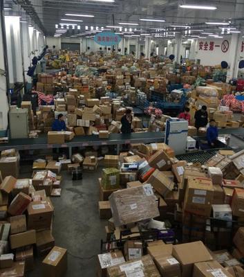 海淘包裹在哪里?上海海關(guān):不在我們的目錄里,就去找承運(yùn)人