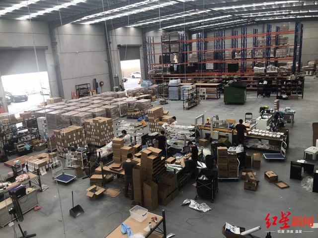 疫情下的奶粉海淘&ldquo;戰(zhàn)&rdquo;:斷貨是傳說(shuō) 物流突圍是真相